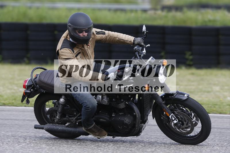 Archiv-2025/09 22.04.2025 Cornu Master School ADR/gruen-vert/44